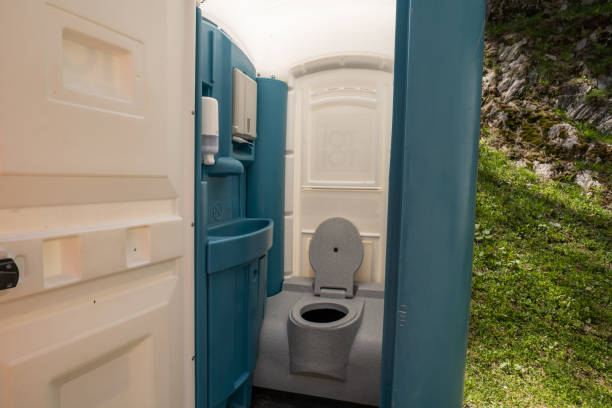 Portable bathroom rental in Port Edwards, WI